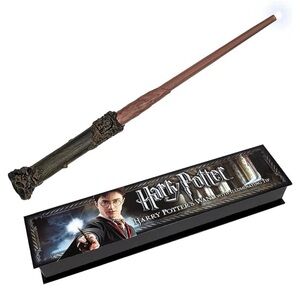 Harry Potter’s Wand With Illuminating Tip The Noble Collection Like New in Box